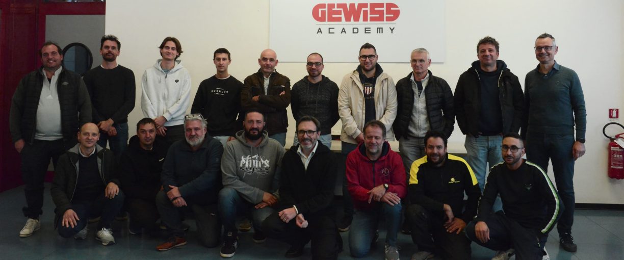 Corso Base KNX: 16 professionisti formati e certificati al Training Center GEWISS