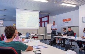 Plafoniere Da Esterno Gewiss : Serie smart c plafoniere stagne a led gewiss