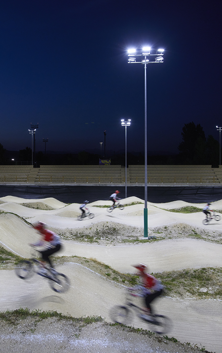 BMX Olimpik açık alan spor tesisi