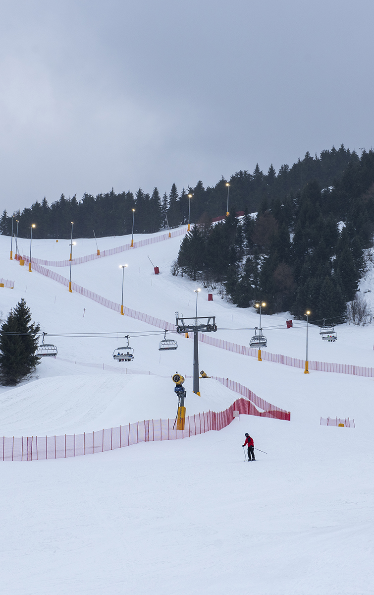 Pistas de esquí del monte Bondone, instalaciones deportivas en exteriores