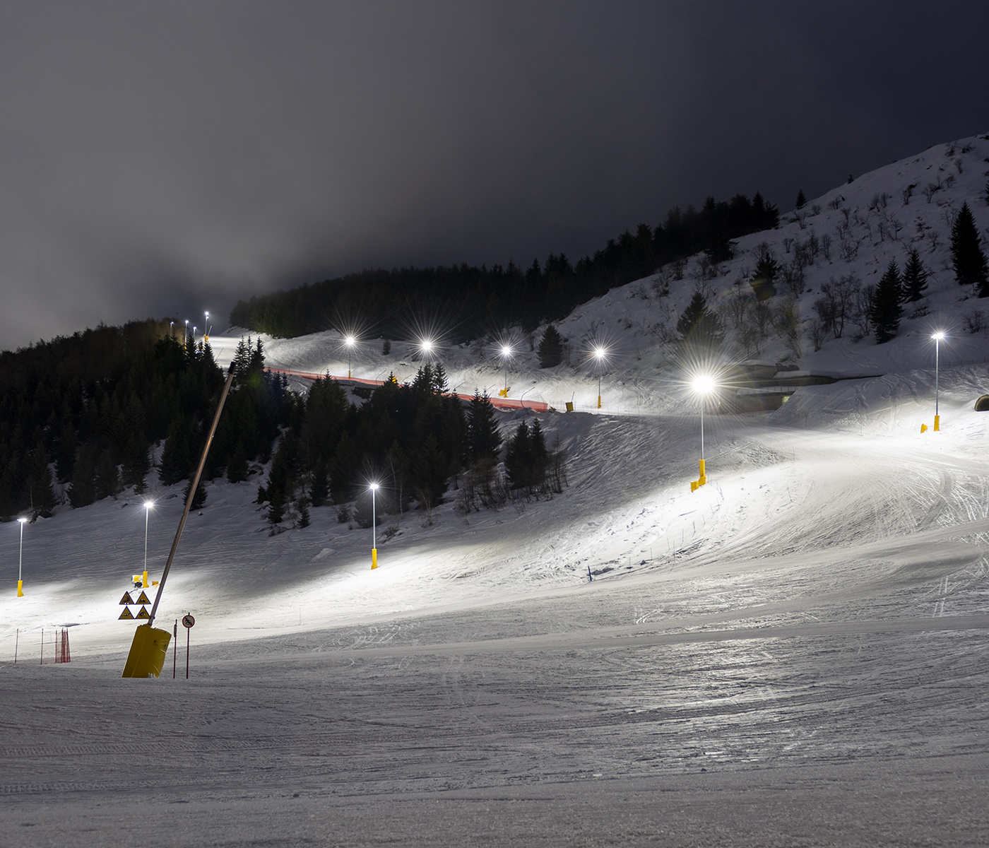 Pistas de esquí del monte Bondone, instalaciones deportivas en exteriores
