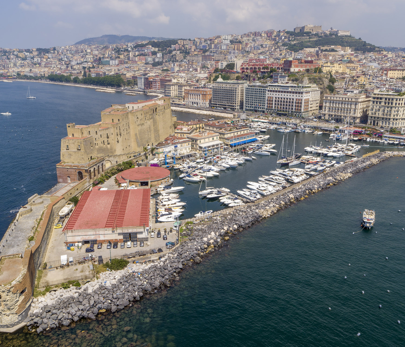 Reale Yacht Club Canottieri Savoia Port logistique