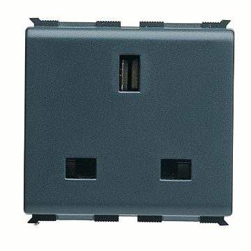  STECKDOSE BRITISCHER STANDARD 250V ac - 2P+E 13A - 2 MODULE - PLAYBUS