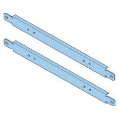 Pair of crosspieces for attachment
