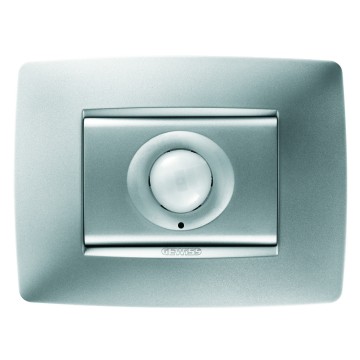 Rivelatori di movimento IR con crepuscolare a radiofrequenza - da parete - placca ONE Rivelatori di movimento IR con crepuscolare a radiofrequenza - da parete - placca ONE