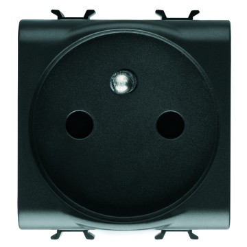 French standard socket-outlet with quick wiring terminals - 250 V ac