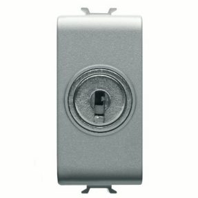 SCHODIŠŤOVÝ PŘEPÍNAČ 1P 250 V AC – 10AX – S KLÍČEM – 1 MODUL – TITAN – CHORUSMART