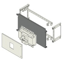Kit di installazione di un interruttore di manovra sezionatore fino a 630 A in esecuzione fissa con attacchi anteriori non segregati completo di pannello frontale forato, supporti e piastre di fissaggio Kit di installazione di un interruttore di manovra sezionatore fino a 630 A in esecuzione fissa con attacchi anteriori non segregati completo di pannello frontale forato, supporti e piastre di fissaggio