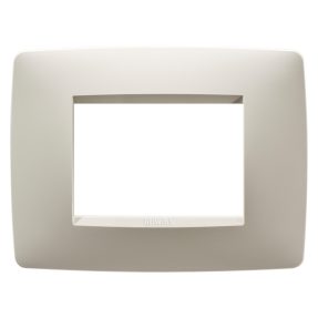 abdeckrahmen one - in technopolymer - 3 module - cremeweiss - chorusmart