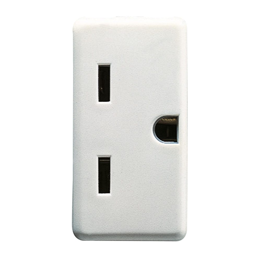  ZÁSUVKA DLE NORMY USA 250/125 V AC – 2P+E 15 A 250 V – PLOCHÁ ZAROVNANÁ SVISLÁ VIDLICE – 1 MODUL – SYSTEM – BÍLÁ