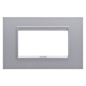 rámeček lux – z technopolymeru – 4 moduly – monochromatický titan – chorusmart