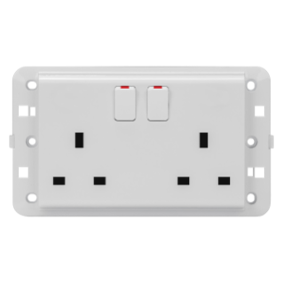 TWIN SWITCHED SOCKET-OUTLET - BRITISH STANDARD - 2P+E 13 A - WHITE - CHORUSMART