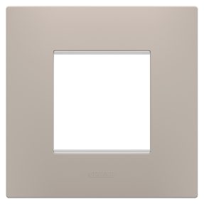 mezinárodní rámeček ego – z technopolymeru – 2 moduly – tmavě písková – chorusmart