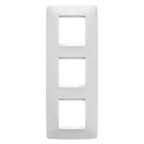 mezinárodní rámeček one – z technopolymeru opatřeného nátěrem – 2+2+2 moduly svislé – matná bílá – chorusmart