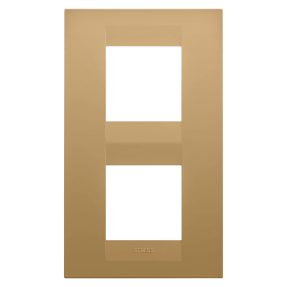 abdeckrahmen geo international - in lackiertem technopolymer - 2+2 module vertikal - gold - chorusmart