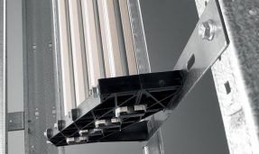 Sistema de barras colectoras en cada posición