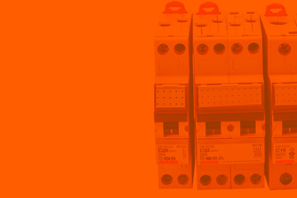 Disjoncteurs modulaires sur rail DIN